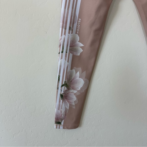 Blush Pink Floral Striped High Waisted Athletic Cycling Leggings Extra Small - Picture 7 of 12